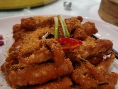 -榕树下海鲜馆(坪山路店)