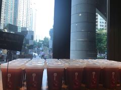 -Dough&Joe团憩(瑞虹天地月亮湾店)