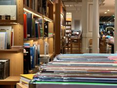 -乐蓬马歇百货公司(Rive Gauche)