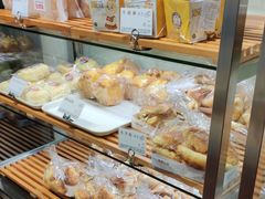 -苹果花园(南泉路店)