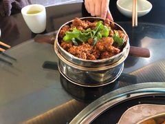 -周老三跷脚牛肉·全牛火锅(非遗传承店)