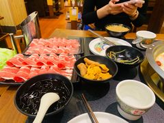 -沸炉重庆老火锅(军事博物馆店)