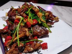 手撕鸭-啤仕多·啤客国潮跳舞BAR(保俶路店)