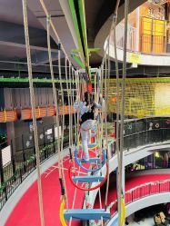 -嗨翻Hi-Fun竞技主题乐园·蹦床团建生日聚会(五棵松华熙店)