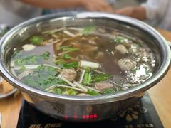 -黑竹沟新场牛肉火锅