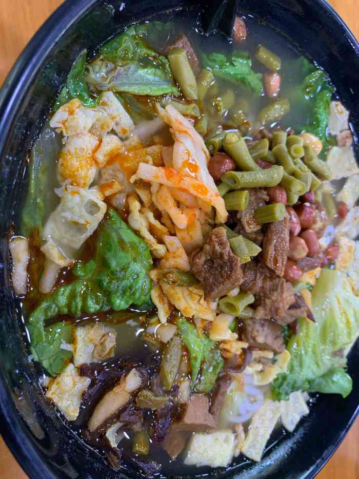嗦粉佬(江宁路店)-"中午点了个酸辣笋尖粉,真的就光笋尖,花生.