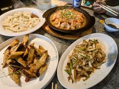 -五谷丰登农家院·地道胶东菜·海鲜烧烤(威海店)