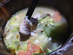 -秋语木桶鱼.酸菜鱼(开发区火车站店)
