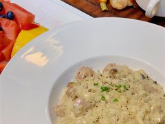 奶油蘑菇鸡肉烩饭-JANS意式简餐厅·惠灵顿牛排