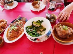 -黄色小屋
