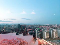 -AIR Restaurant & Lounge