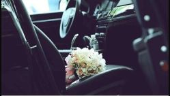 -上海彩妆秀摄影设计有限公司