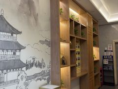 -宸玥酒店(成都西南财大地铁站店)