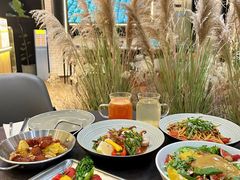 -théATRE茶聚场·餐厅(环球金融中心店)