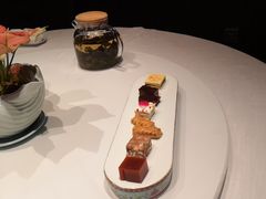 -鱼翅楼·津派砂锅鱼翅(水上公园店)