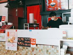 -何记花甲(海岸城旗舰店)