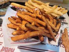 -The Habit Burger Grill 哈比特汉堡(复兴soho店)