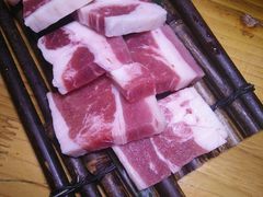 -炙忧烤肉屋(中国铁建广场店)