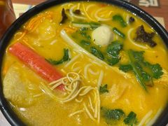 美人花胶鸡小锅米线-太子浓心·港式猛火小锅米线(探十里店)
