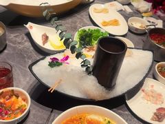 -德天肥牛海鲜火锅(城西银泰店)