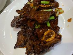 招牌蜜汁牛肋骨-凤城礼记鱼翅海鲜酒家(新马路总店)