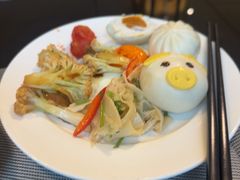 -航空港万怡酒店·万荟轩餐厅(航空港区远航路店)