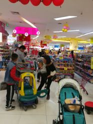 -孩子王(万达广场店)