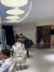-PE SALON