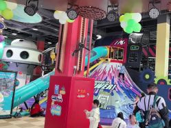 -欧酷世界动力星球(王府井奥莱UP TOWN店)