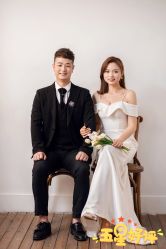 -雪中彩影婚纱摄影·微光艺术中心