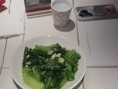 -阿瓦山寨·湘菜现炒·剁椒鱼头王(咸阳总店)