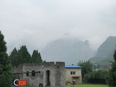 -平西抗日烈士陵园