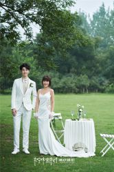 -红番婚纱礼服
