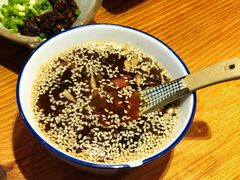 -野山舂·贵州现舂酸汤火锅(鸿通城店)