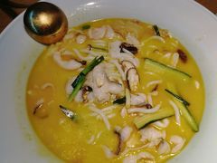 -蜜桃餐厅·伴山(绿宝广场店)