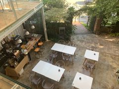 -花苑里咖啡(威远店)