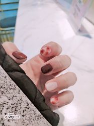 -初颜品佑肌肤管理