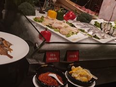 -四海一家自助餐(益田假日广场店)