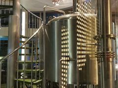 -The BREW·酿餐厅(浦东嘉里大酒店)