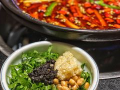 三角峰-小饕荟雅安贡椒鱼鲜馆(广福桥店)