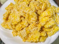 -金卯白肉罩火烧