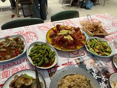 -老班长·小龙虾·鲜货烧烤大排档(金街美地店)