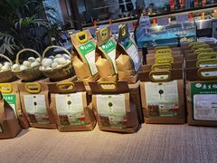 -魏铭鱼头捞饭(晋阳路店)