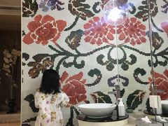 -裕龙汤泉