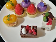甜点-郑州希尔顿酒店-八元素自助餐厅(郑州店)