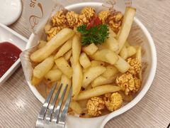 -佰搭果·广式茶餐厅(西华路店)