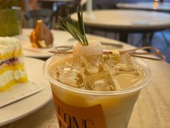 -玲婧胡同·生日蛋糕·餐厅(嘉里城店)