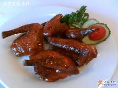 海逸吊烧乳鸽-海逸海鲜酒家(古北店)