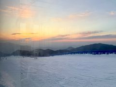 -浙东第一尖雪山欢乐谷