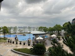 -上海滴水湖皇冠假日酒店